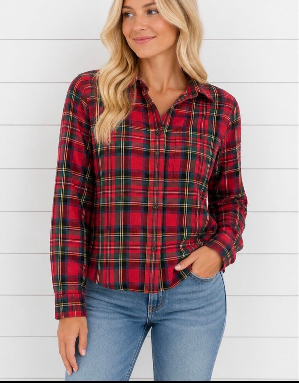 L.L. Bean relaxed fit red buffalo plaid flannel shirt small